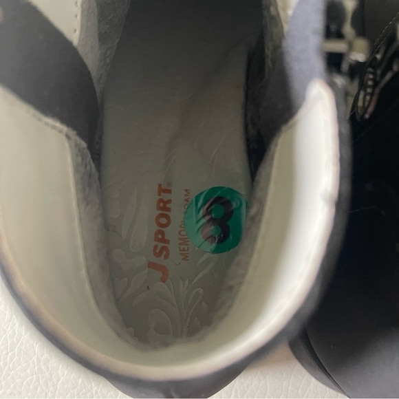 J Sport Jenna Black Ankle Booties size 8 - Picture 7 of 13